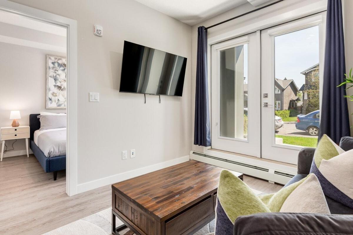 Free Underground Parking, Close To Downtown Apartment Calgary